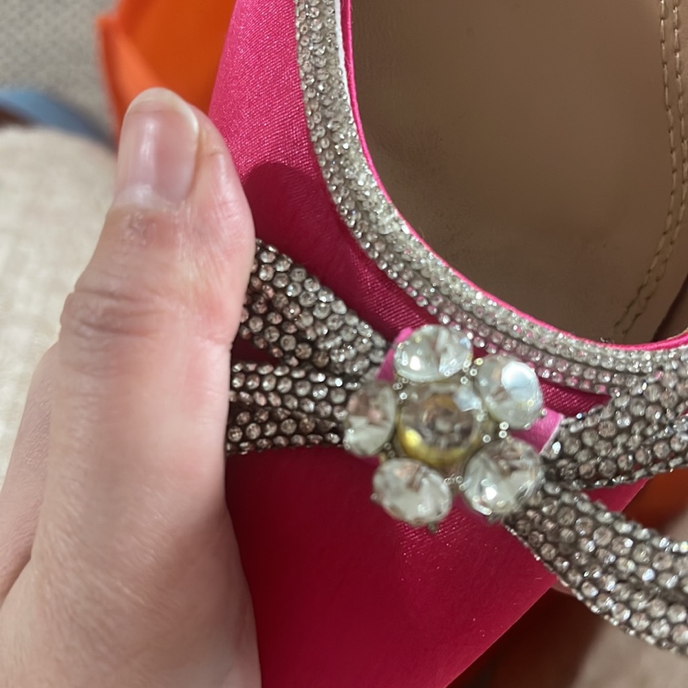Heels - Picture 3 of 7